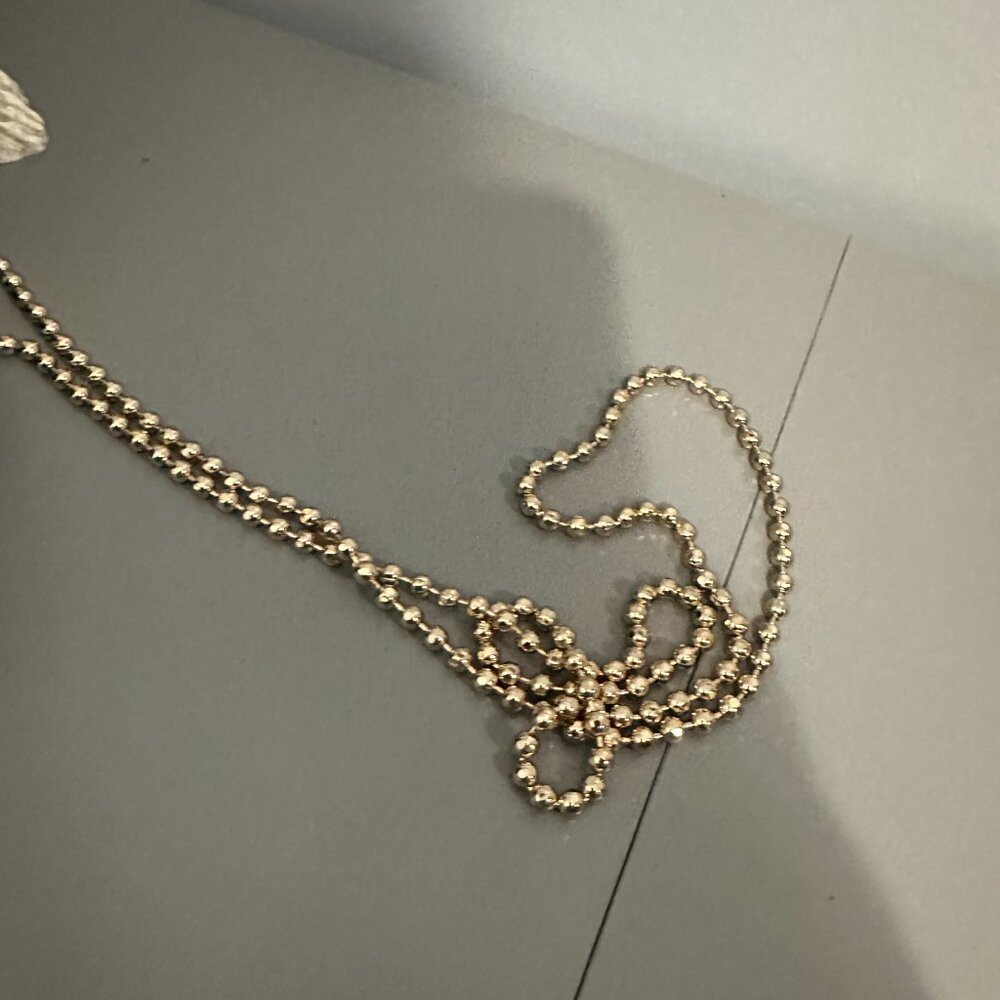 COACH Turnlock Slim Wallet on a chain - Picture 5 of 5